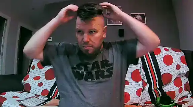 Snapshot of txan9876 chatting on January 13, 1:45 am txan9876 online show from January 13, 1:45 am