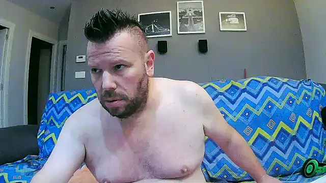 Snapshot of txan9876 chatting on September 16, 12:22 am txan9876 online show from September 16, 12:22 am