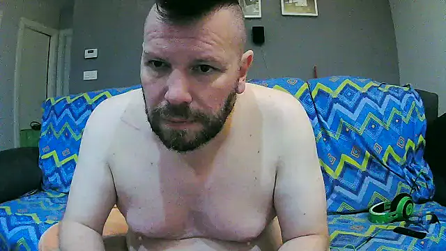 Snapshot of txan9876 chatting on October 20, 12:33 am txan9876 online show from October 20, 12:33 am