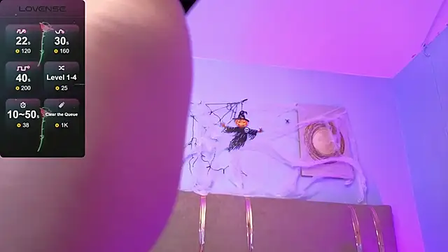 Snapshot of SALOME_F0X_ chatting on November 1, 3:08 am SALOME F0X online show from November 1, 3:08 am