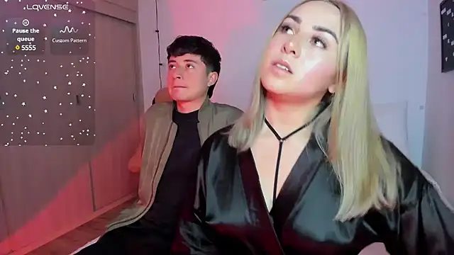 sophi mooreno online show from December 12, 11:47 pm