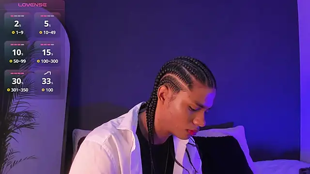 Lucas eevans online show from September 26, 11:47 am