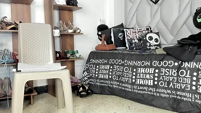 MirandaHaguen online show from June 13, 8:51 pm
