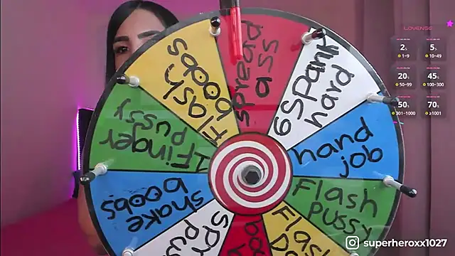 Snapshot of superheroxx chatting on March 20, 12:51 am superheroxx online show from March 20, 12:51 am