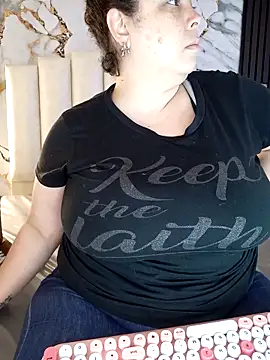 mollieblue69 online show from April 30, 12:44 pm