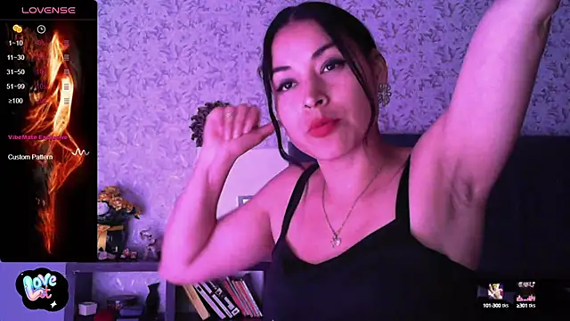 Snapshot of Sweet-Angie chatting on January 31, 12:06 am Sweet-Angie online show from January 31, 12:06 am
