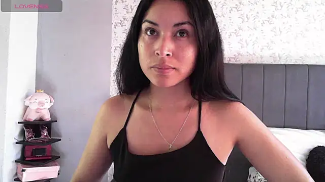 Snapshot of Sweet-Angie chatting on February 1, 8:58 pm Sweet-Angie online show from February 1, 8:58 pm