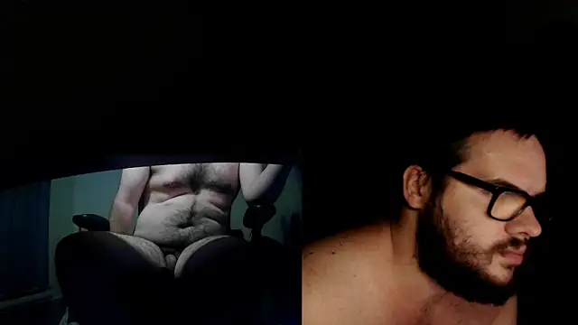 Snapshot of fck_boy123 chatting on November 18, 4:06 am fck boy123 online show from November 18, 4:06 am