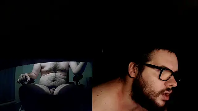 Snapshot of fck_boy123 chatting on November 21, 12:10 am fck boy123 online show from November 21, 12:10 am