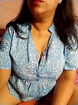 Snapshot of tharu_sweet chatting on October 27, 5:39 pm tharu sweet online show from October 27, 5:39 pm