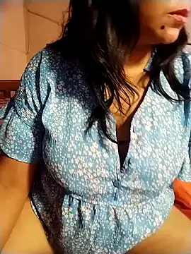 Snapshot of tharu_sweet chatting on November 16, 2:44 pm tharu sweet online show from November 16, 2:44 pm