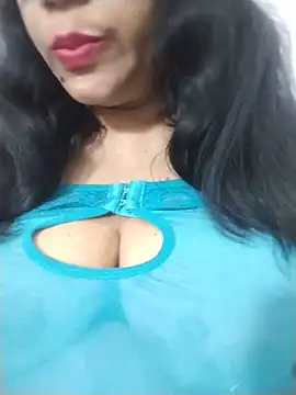 Snapshot of tharu_sweet chatting on May 27, 4:26 pm tharu sweet online show from May 27, 4:26 pm