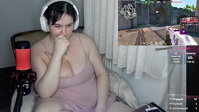 Lia-Bloom online show from December 21, 10:40 pm