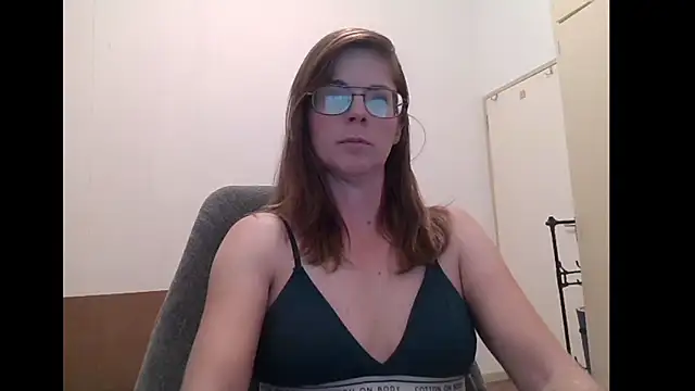 SavannaGirly online show from April 27, 8:56 am