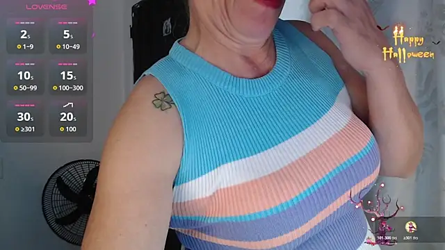 Chayla Ruiz online show from November 25, 12:27 pm