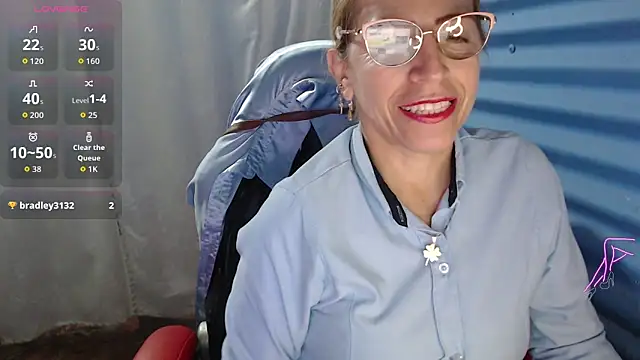 Chayla Ruiz online show from May 19, 10:54 am