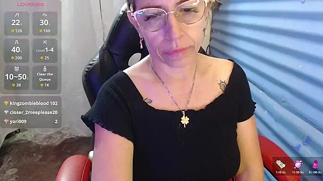 Chayla Ruiz online show from June 16, 11:29 pm
