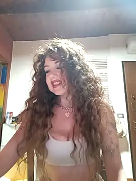 CurlyElisa online show from April 28, 9:42 pm