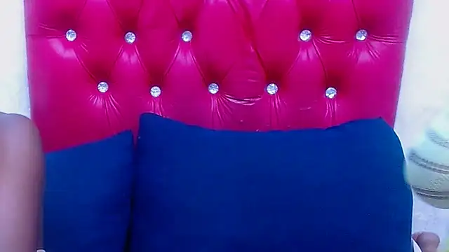 XSCARLETQUEENXX online show from February 5, 4:50 am