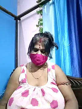 Snapshot of parioo7 chatting on December 6, 5:44 pm parioo7 online show from December 6, 5:44 pm