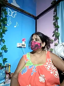 Snapshot of parioo7 chatting on February 11, 7:27 pm parioo7 online show from February 11, 7:27 pm