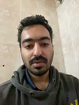 Snapshot of Vikram9918 chatting on December 11, 8:58 am Vikram9918 online show from December 11, 8:58 am