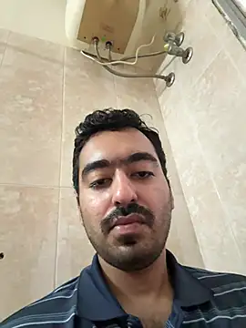 Snapshot of Vikram9918 chatting on December 30, 8:32 am Vikram9918 online show from December 30, 8:32 am