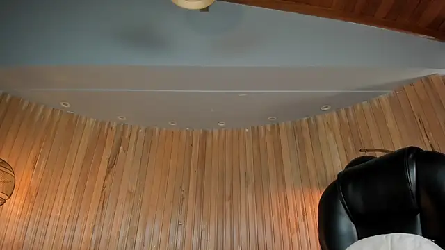 Snapshot of MaryLewis_ chatting on March 18, 2:48 pm MaryLewis online show from March 18, 2:48 pm