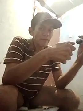 Snapshot of MarsWood chatting on November 14, 1:26 am MarsWood online show from November 14, 1:26 am