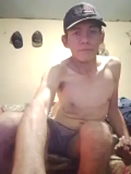 Snapshot of MarsWood chatting on November 25, 3:34 pm MarsWood online show from November 25, 3:34 pm