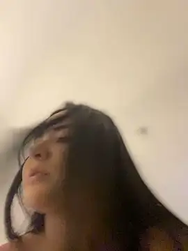 Snapshot of jailyncam_ chatting on February 3, 9:50 pm jailyncam online show from February 3, 9:50 pm