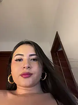 Snapshot of jailyncam_ chatting on March 5, 10:32 pm jailyncam online show from March 5, 10:32 pm