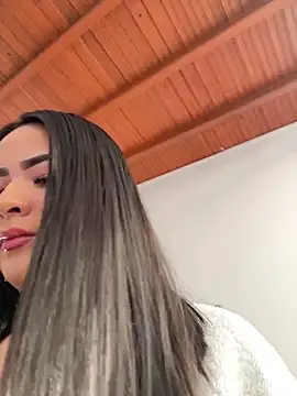 Snapshot of jailyncam_ chatting on March 6, 1:46 pm jailyncam online show from March 6, 1:46 pm