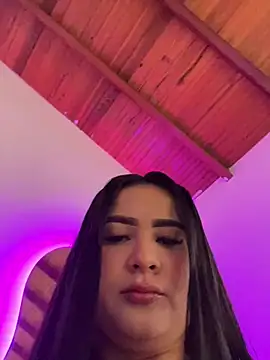 Snapshot of jailyncam_ chatting on March 21, 1:23 pm jailyncam online show from March 21, 1:23 pm