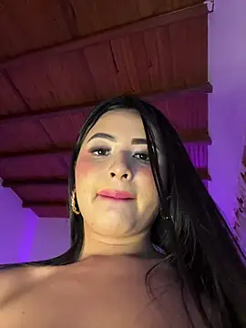 Snapshot of jailyncam_ chatting on March 22, 11:20 pm jailyncam online show from March 22, 11:20 pm