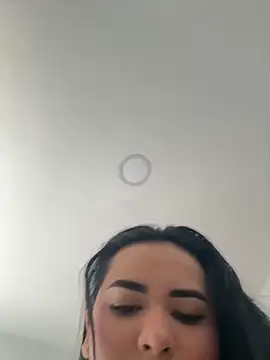 Snapshot of jailyncam_ chatting on October 9, 1:53 pm jailyncam online show from October 9, 1:53 pm