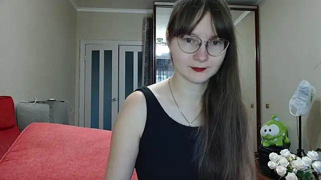 Snapshot of KiraGoldens chatting on October 27, 6:17 am KiraGoldens online show from October 27, 6:17 am