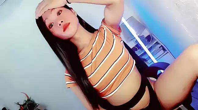 Snapshot of amomentoflust69 chatting on January 31, 4:14 am amomentoflust69 online show from January 31, 4:14 am