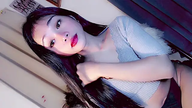 Snapshot of amomentoflust69 chatting on February 7, 4:16 am amomentoflust69 online show from February 7, 4:16 am