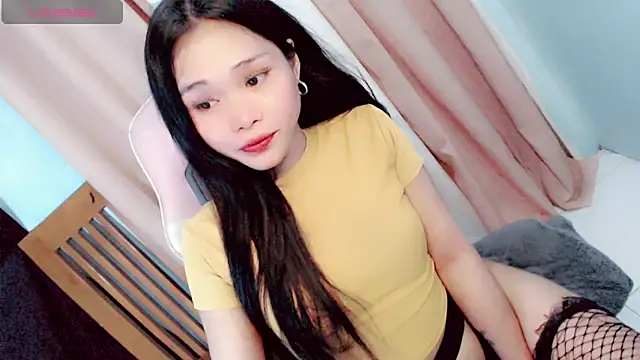 amomentoflust69 online show from May 10, 12:10 pm