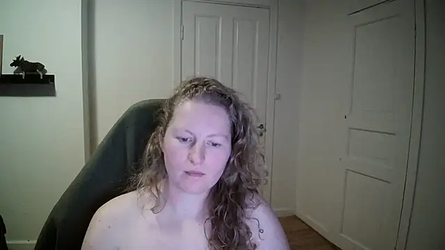 Snapshot of Girlnina-1995 chatting on December 5, 7:38 pm Girlnina-1995 online show from December 5, 7:38 pm
