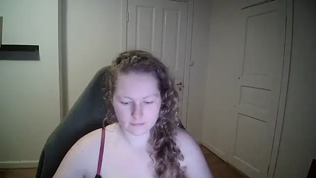 Snapshot of Girlnina-1995 chatting on January 30, 2:58 pm Girlnina-1995 online show from January 30, 2:58 pm