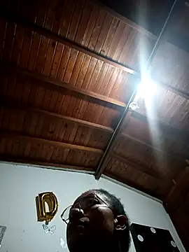 Snapshot of Bigassmommy_x chatting on December 1, 11:59 am Bigassmommy x online show from December 1, 11:59 am