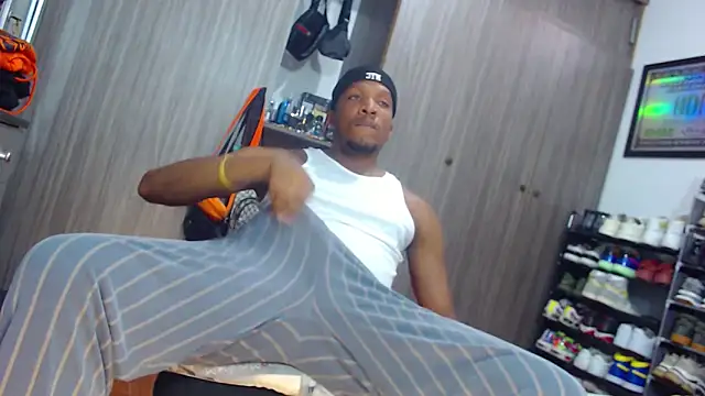 bigdickxblackx online show from May 5, 10:40 pm