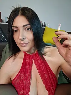 AryaSummersReal online show from June 11, 8:12 am