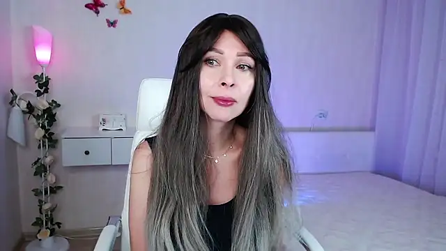 Snapshot of wendifoste chatting on December 5, 6:55 pm wendifoste online show from December 5, 6:55 pm