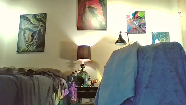 Snapshot of eatmeplease44 chatting on October 21, 2:23 am eatmeplease44 online show from October 21, 2:23 am