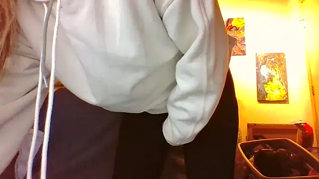 Snapshot of eatmeplease44 chatting on November 4, 1:21 pm eatmeplease44 online show from November 4, 1:21 pm