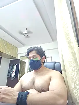 kaizercool1 online show from May 5, 5:54 pm