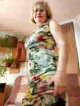 IrmaRose online show from March 8, 7:38 am